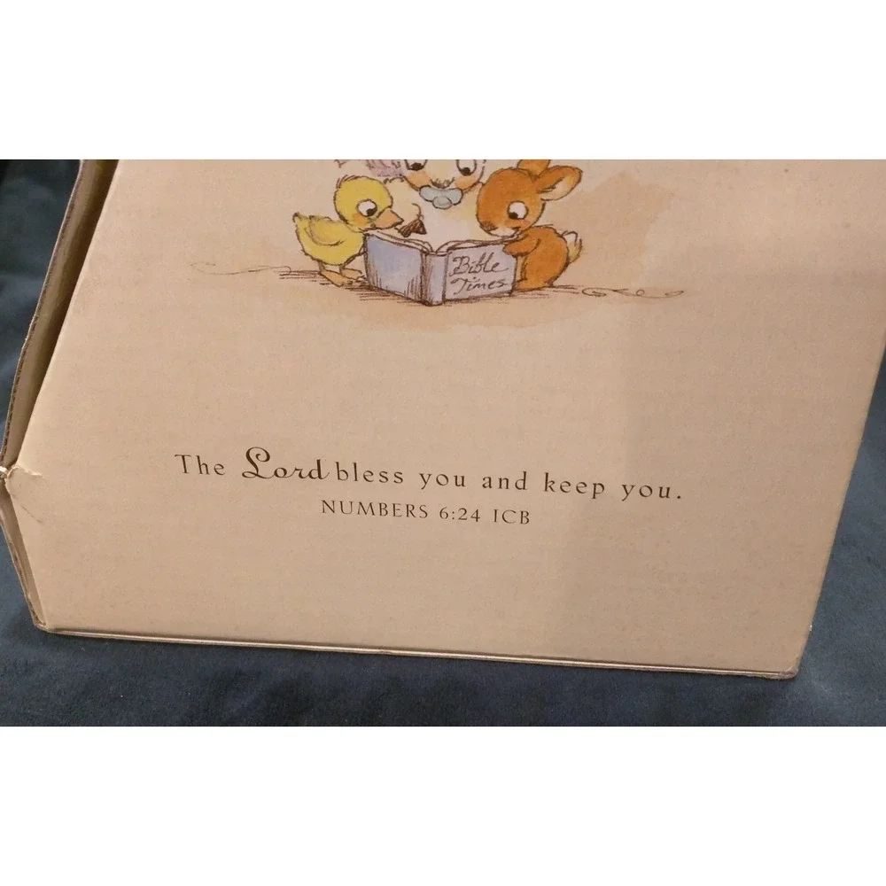 DAYSPRING Bookends~Sheep Reading Bible Stories to Duck & Rabbit